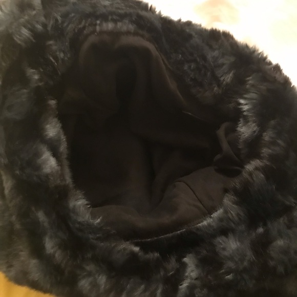 Kendall & Kylie Faux Fur Shopper Bag, NWT, Black $40 - Picture 4 of 6